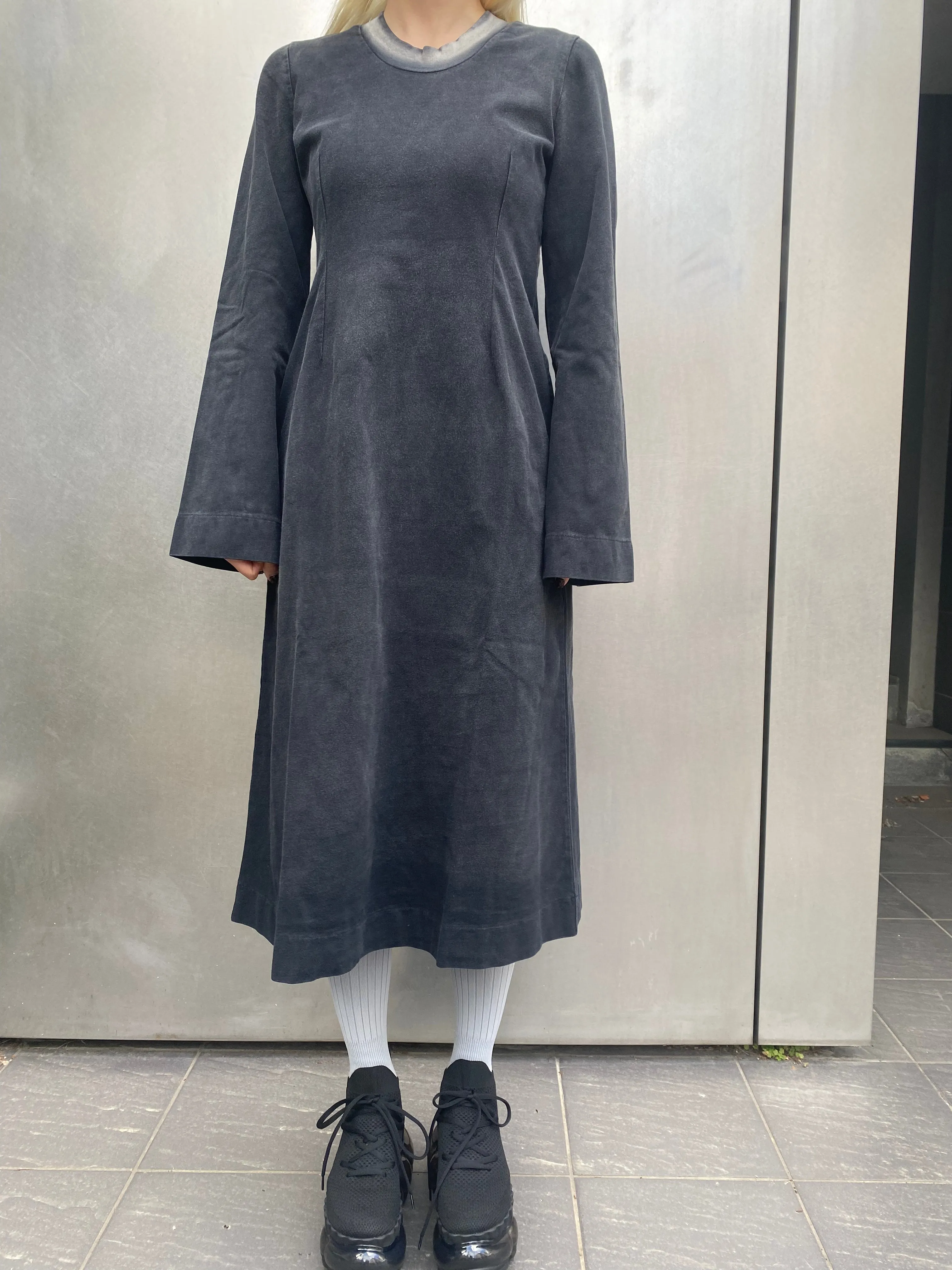 Shaped OP / Black